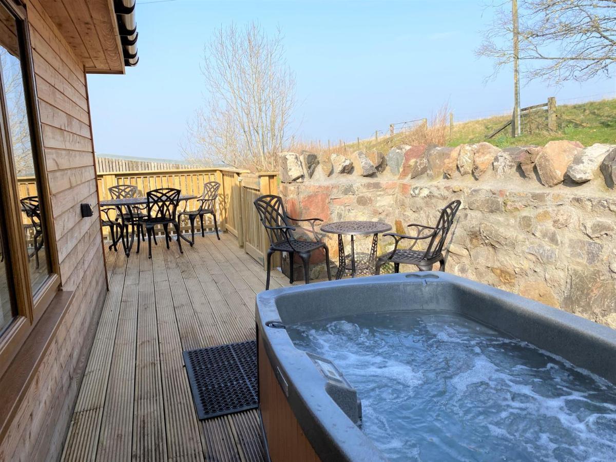 Forgandenny Partridge Lodge With Hot Tub מראה חיצוני תמונה