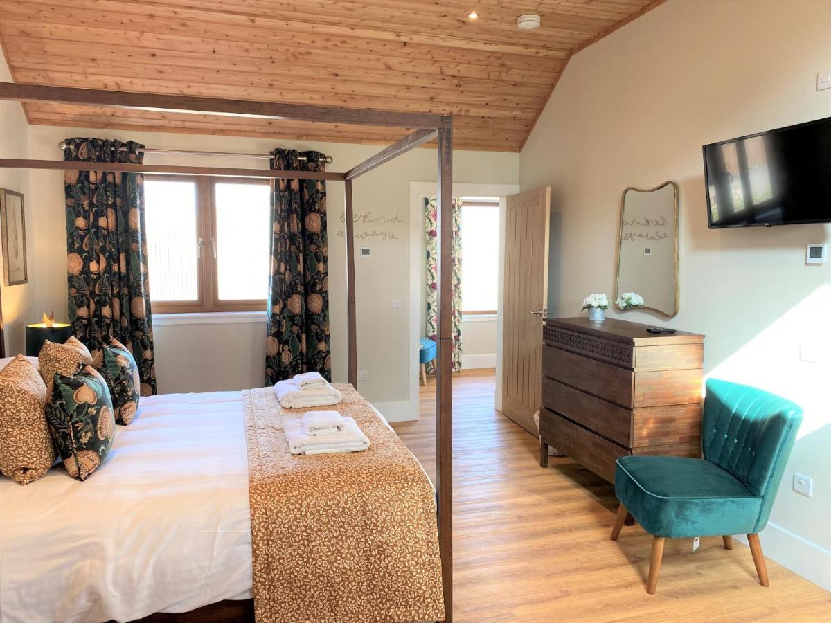 Forgandenny Partridge Lodge With Hot Tub מראה חיצוני תמונה