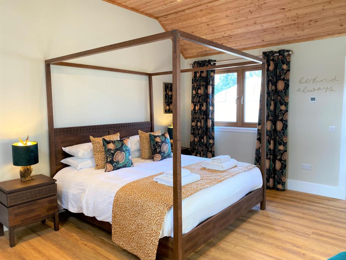 Forgandenny Partridge Lodge With Hot Tub מראה חיצוני תמונה